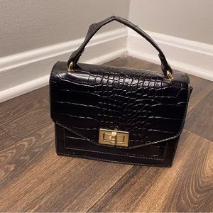 FOREVER 21 Small Black Handbag w/ Crossbody Strap